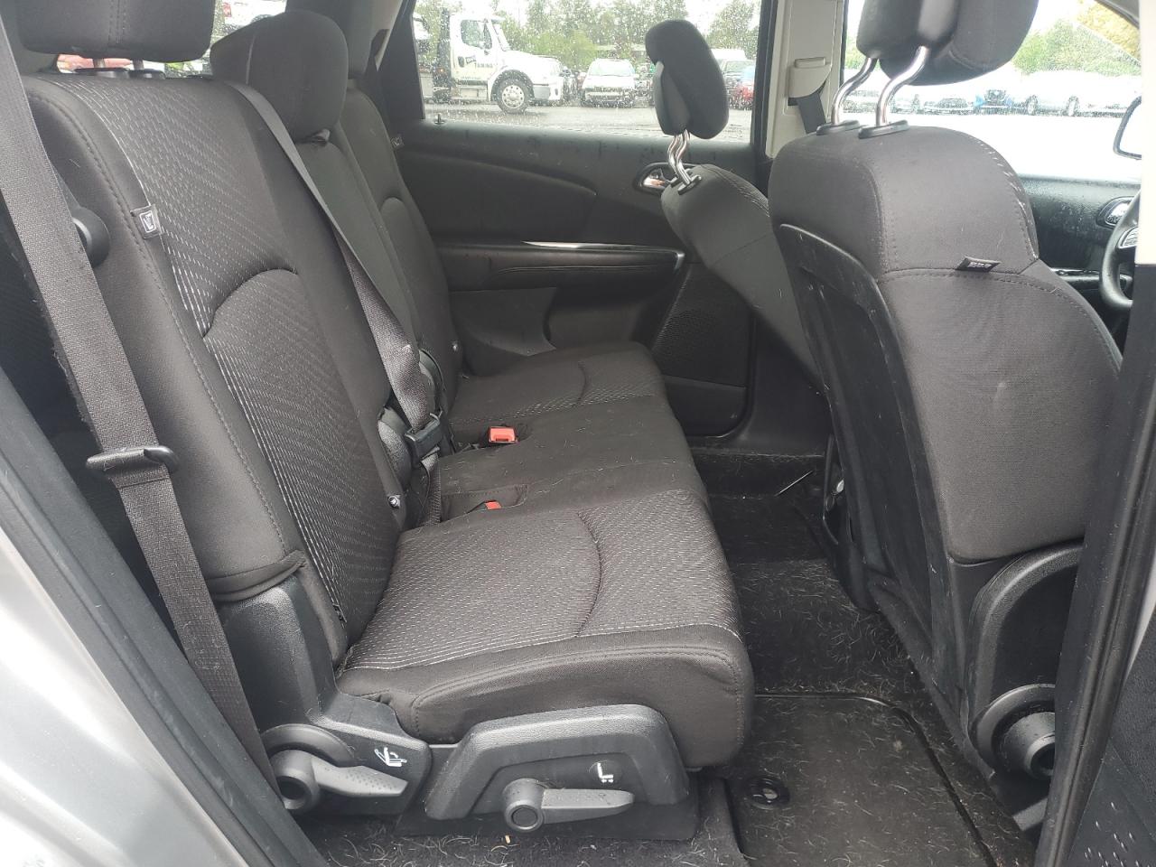 3C4PDDBG9FT618725 2015 Dodge Journey Sxt