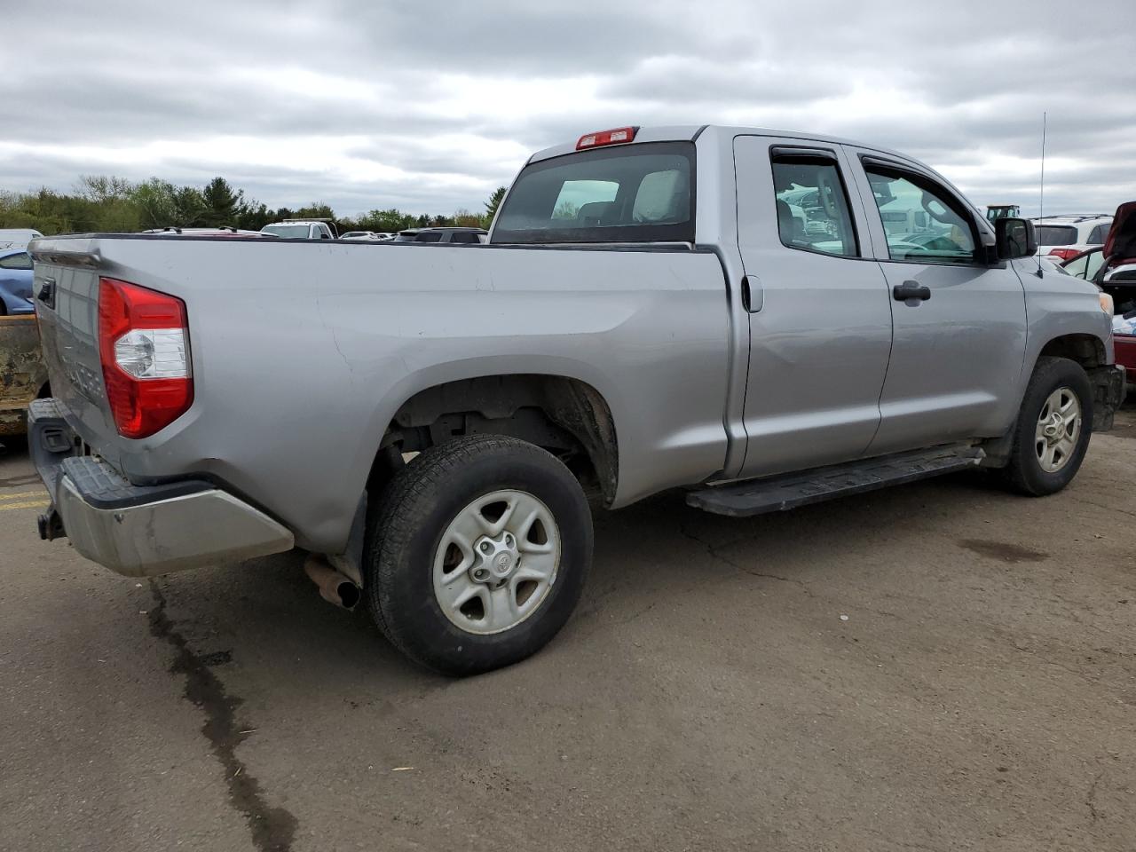 5TFUM5F17FX061512 2015 Toyota Tundra Double Cab Sr/Sr5