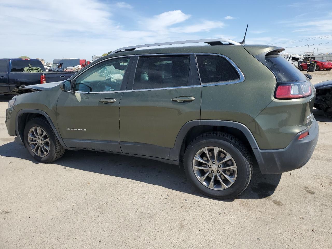 2019 Jeep Cherokee Latitude Plus vin: 1C4PJMLXXKD271607