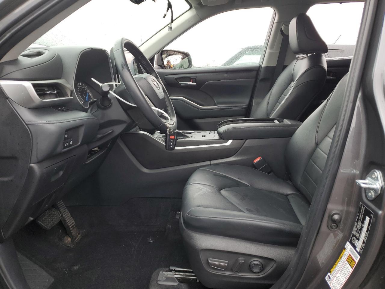 5TDGBRCH9NS560246 2022 Toyota Highlander Hybrid Xle