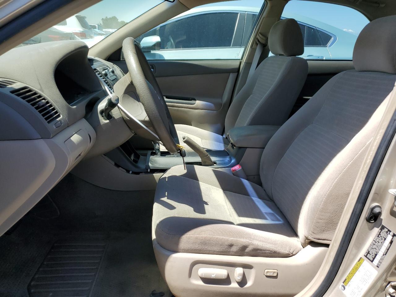 4T1BE32K65U529412 2005 Toyota Camry Le