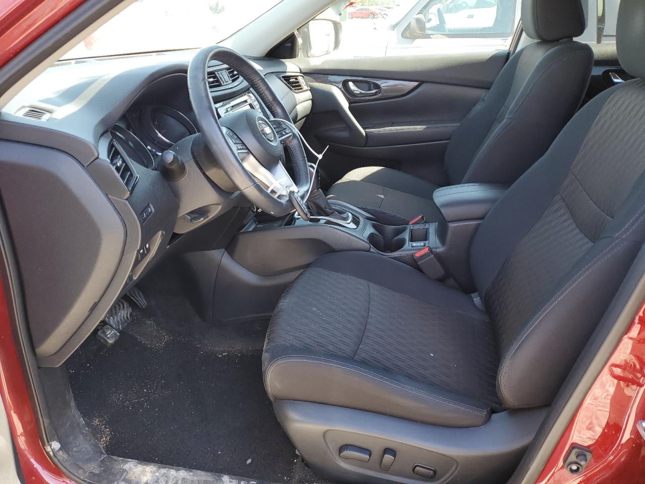 5N1AT2MV9JC839573 2018 Nissan Rogue S