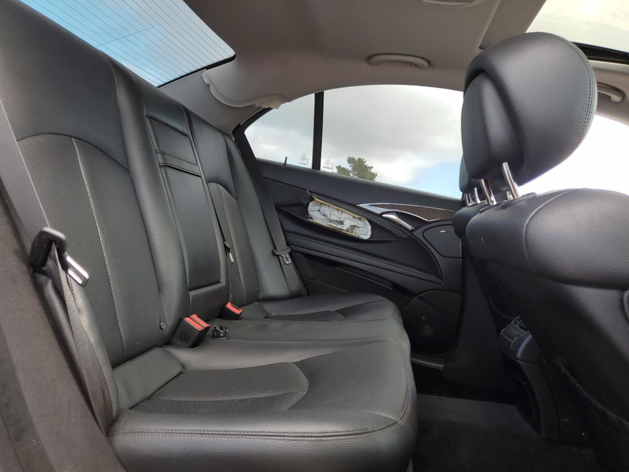 WDBUF56X27B105220 2007 Mercedes-Benz E 350