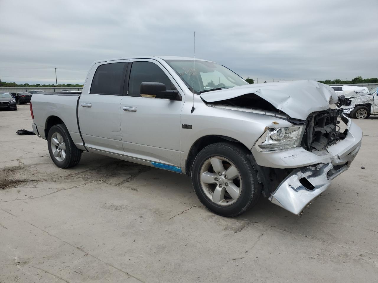 1C6RR6LT2GS263490 2016 Ram 1500 Slt