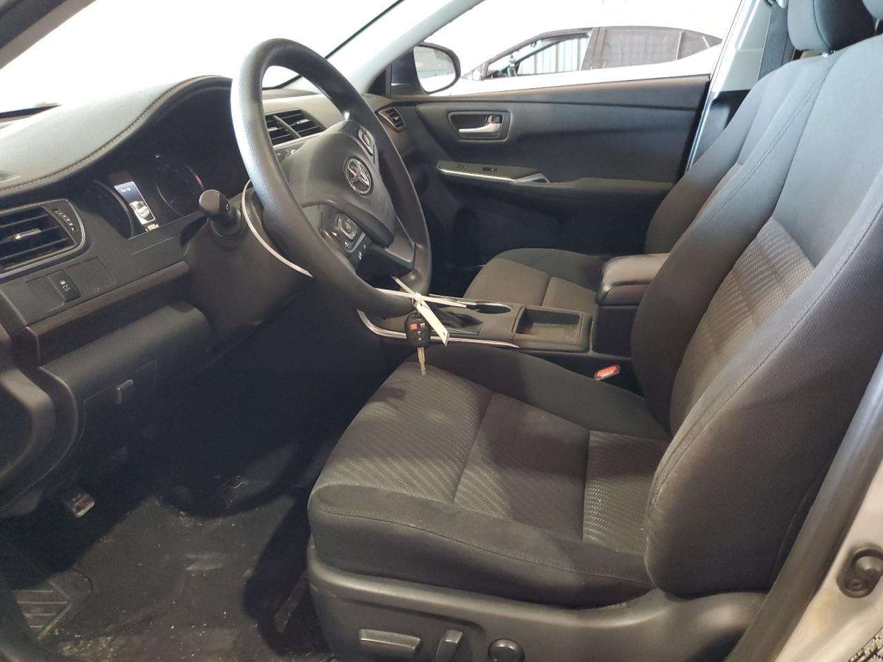 4T4BF1FK7GR516706 2016 Toyota Camry Le