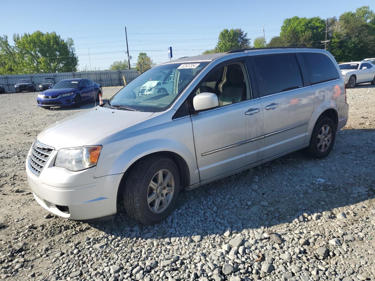 2A8HR54179R670570 2009 Chrysler Town & Country Touring