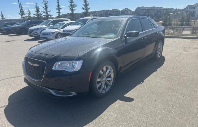 2015 Chrysler 300 Limited VIN: 2C3CCARG5FH792911 Lot: 39249283