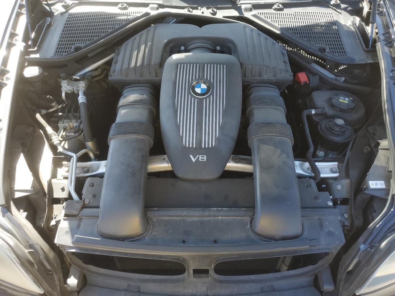 5UXFE8C50AL311718 2010 BMW X5 xDrive48I