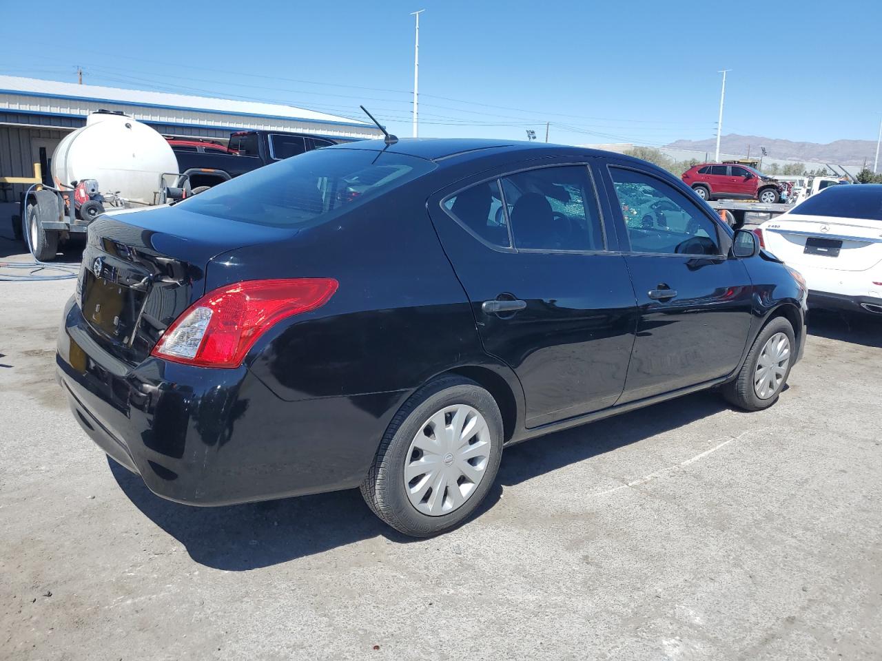 2015 Nissan Versa S vin: 3N1CN7AP5FL911278