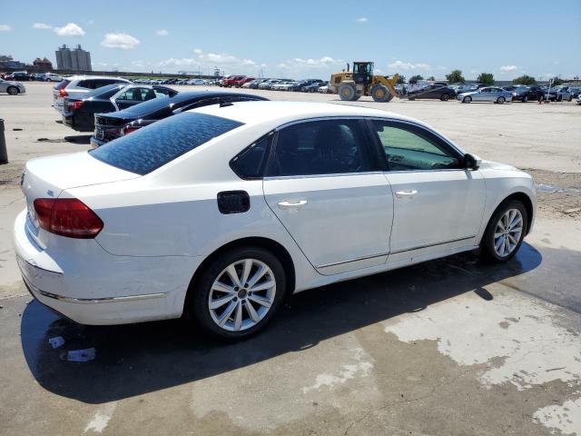 2013 Volkswagen Passat Sel VIN: 1VWCH7A37DC005575 Lot: 52913244