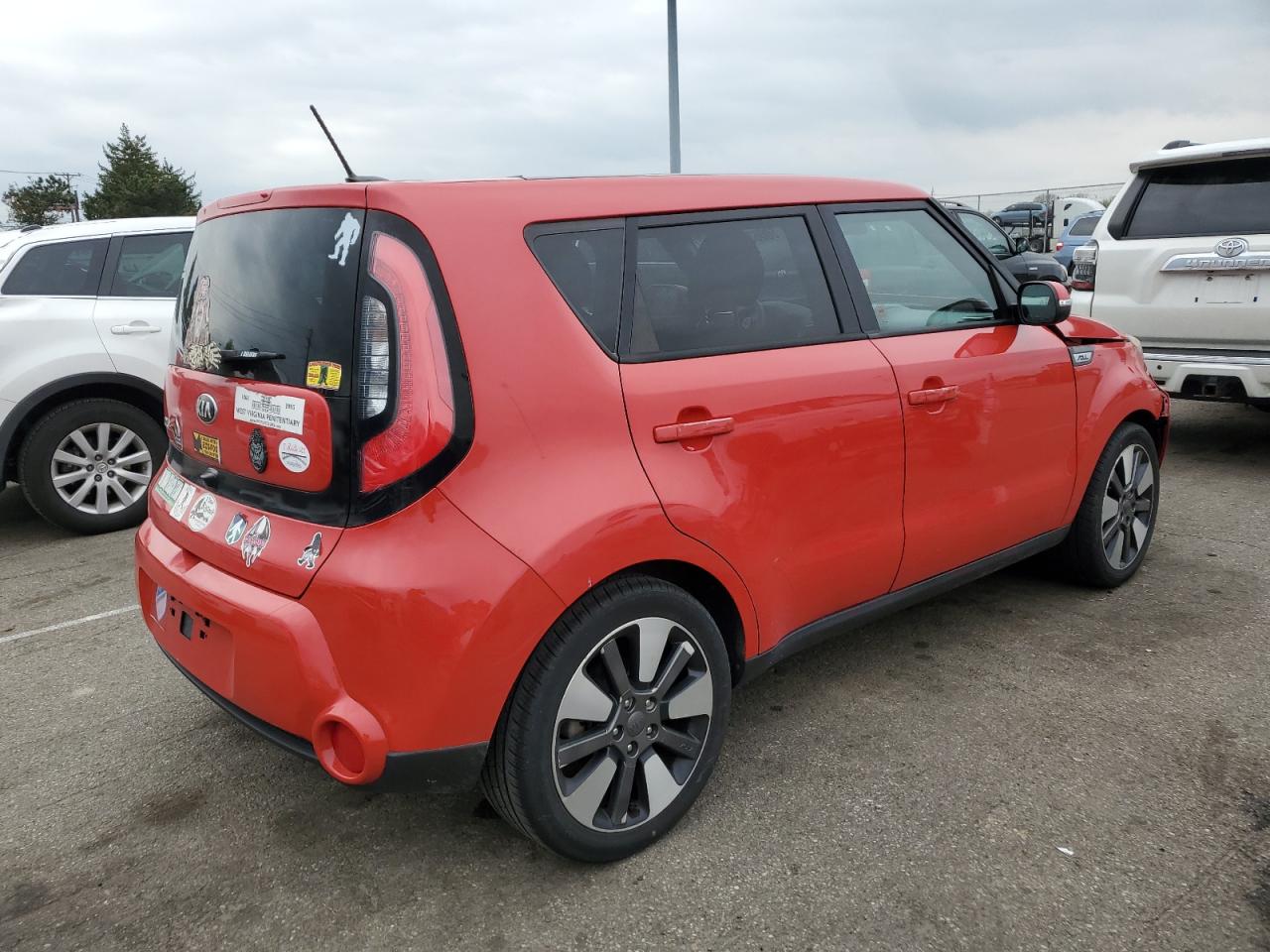 KNDJX3A50F7761686 2015 Kia Soul !