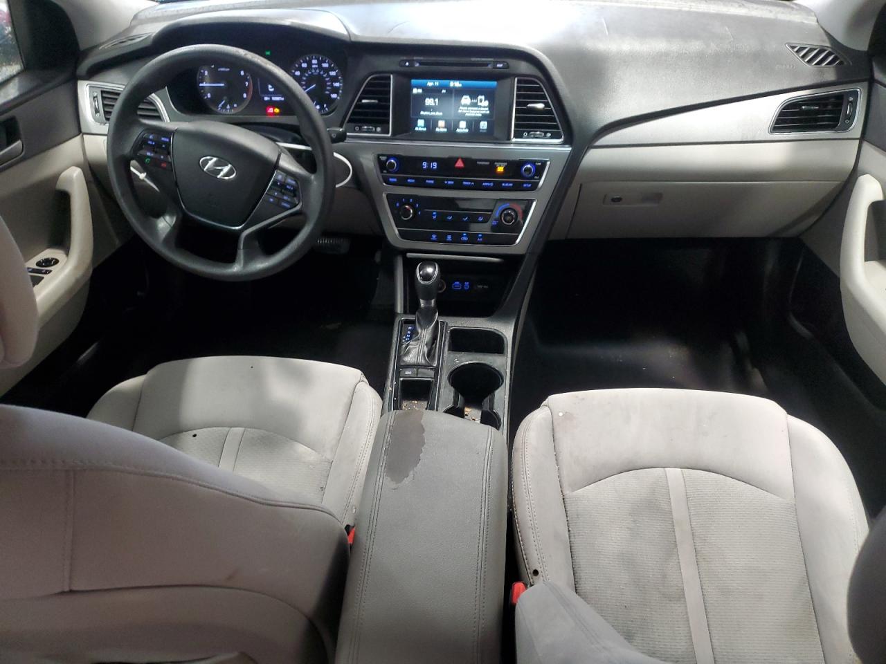 2016 Hyundai Sonata Se vin: 5NPE24AF5GH274043