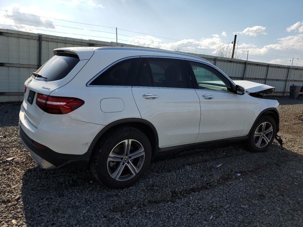 WDC0G4KB9JV093309 2018 Mercedes-Benz Glc 300 4Matic