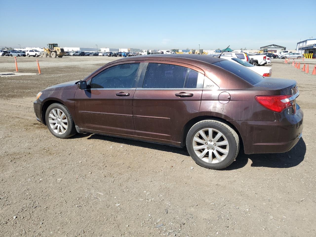 2013 Chrysler 200 Touring vin: 1C3CCBBG7DN659829