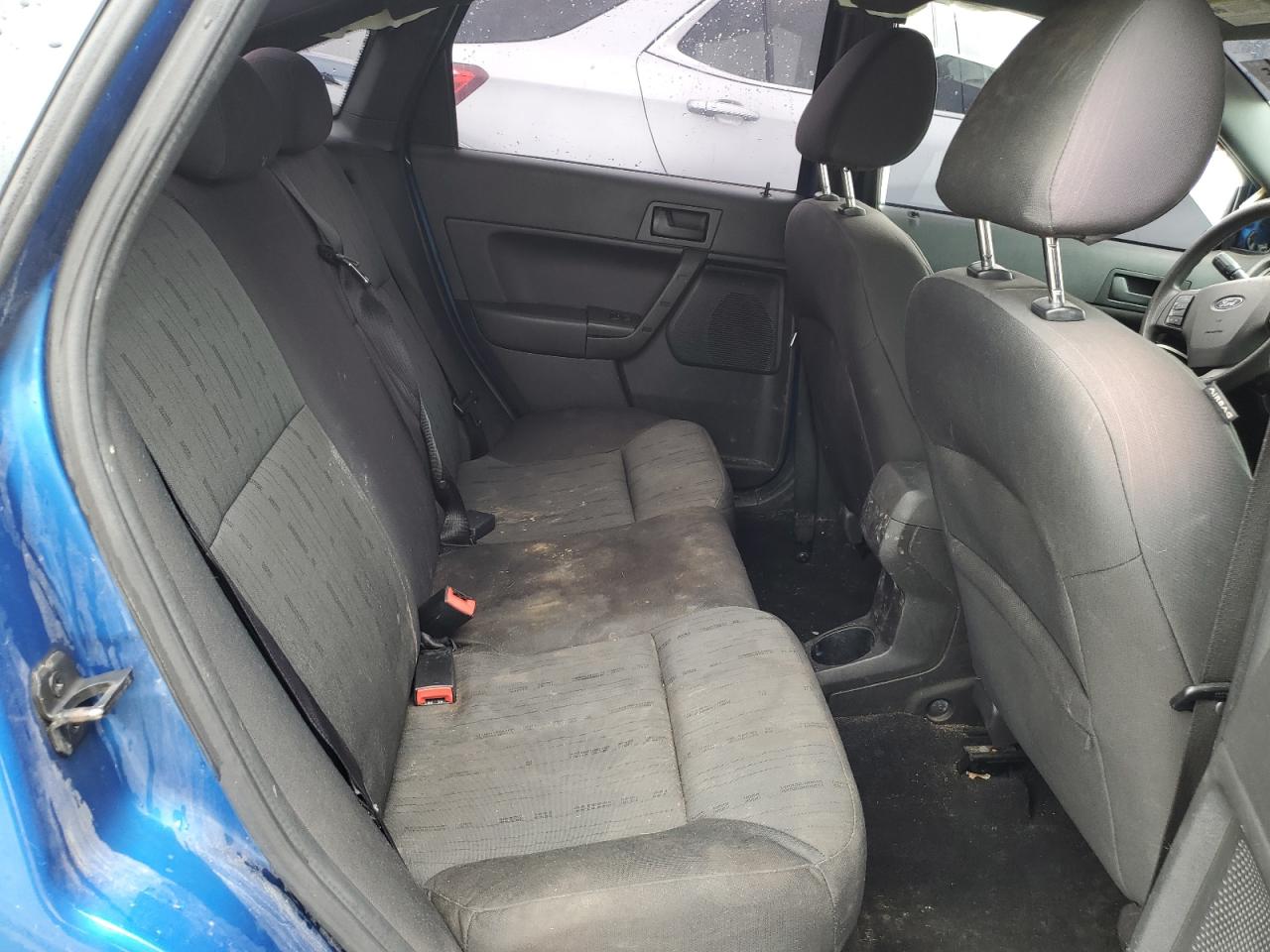 1FAHP3FN5AW276262 2010 Ford Focus Se