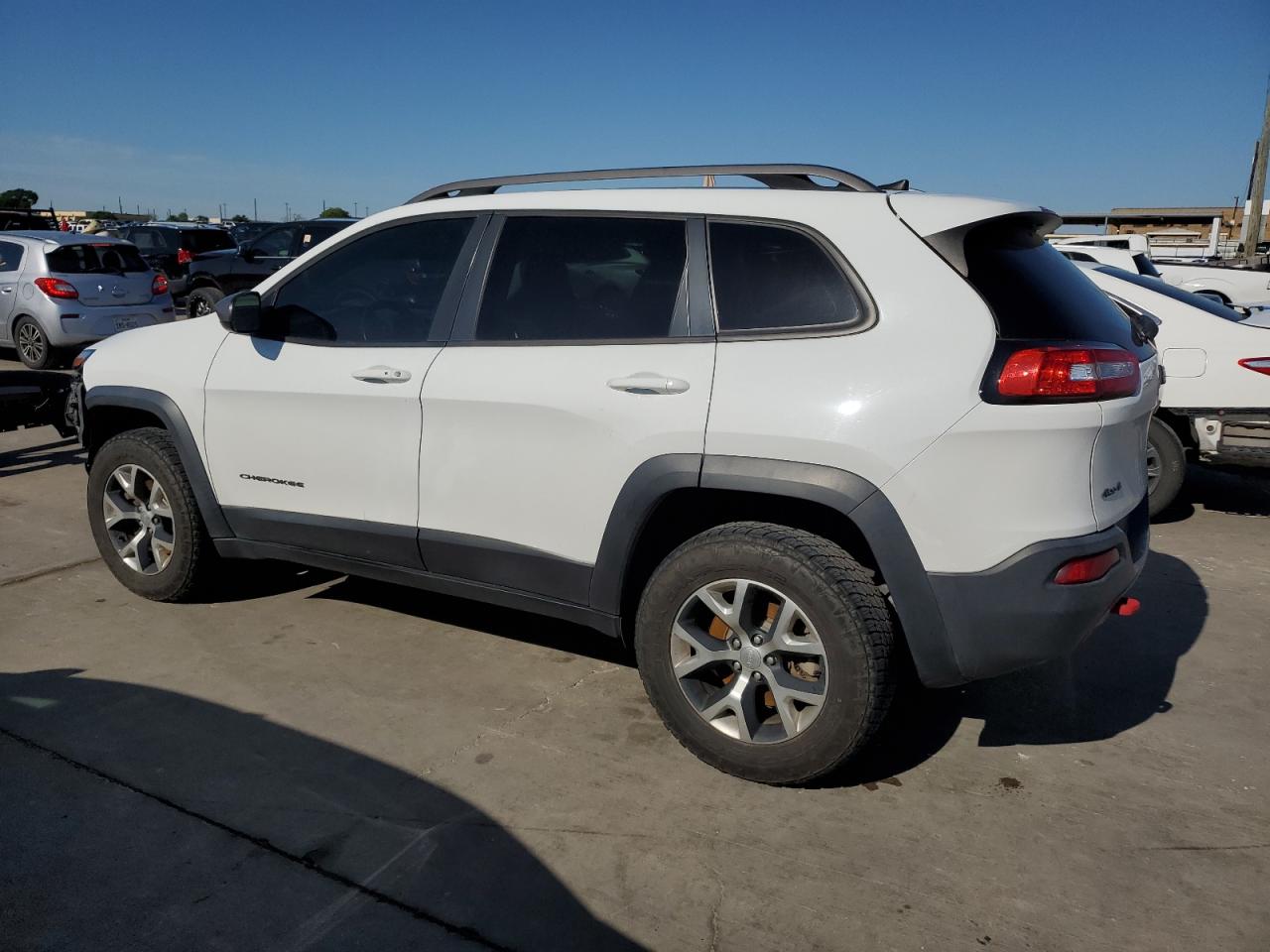 1C4PJMBB9HW525729 2017 Jeep Cherokee Trailhawk