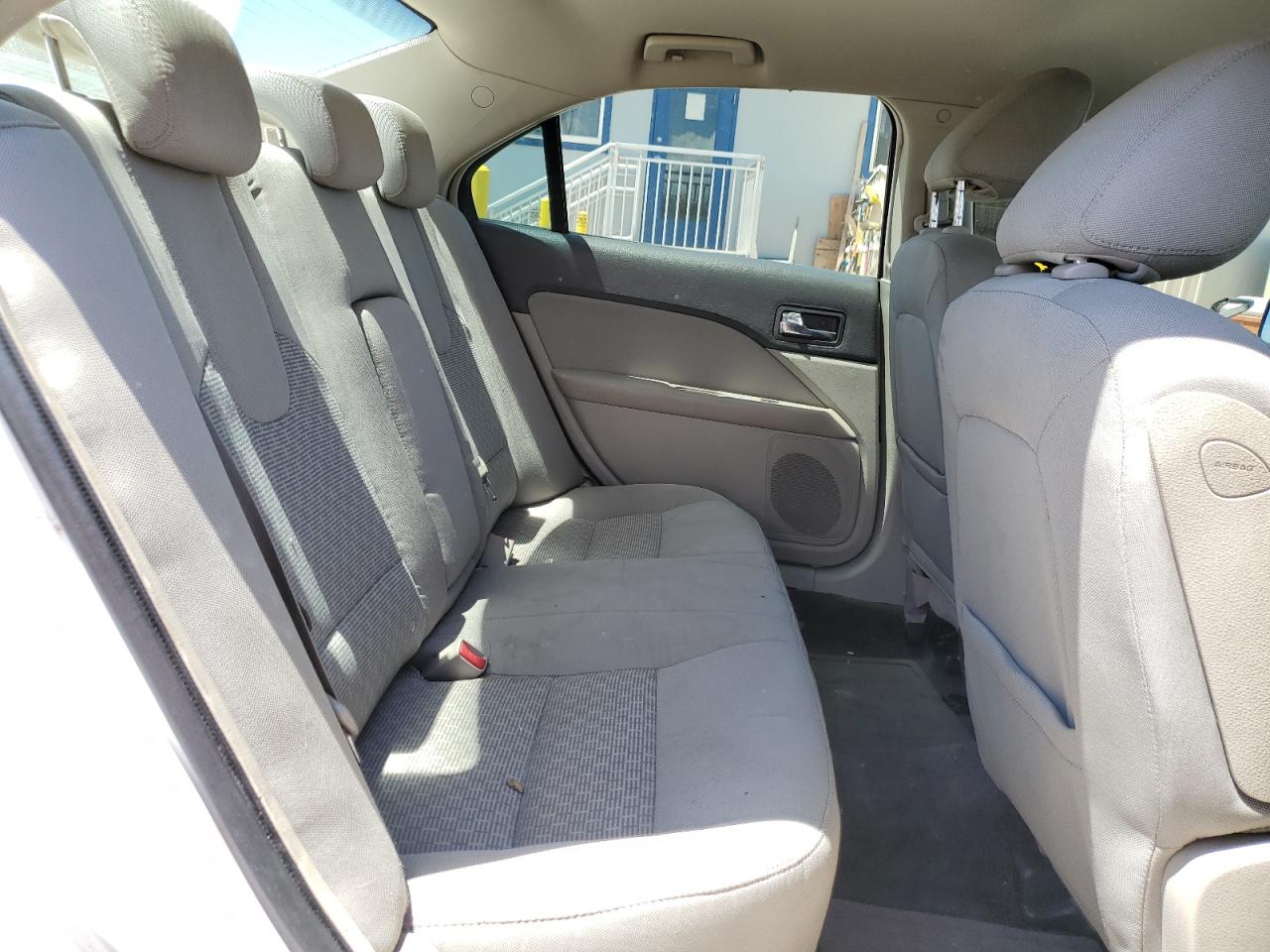 3FAHP0HA2AR193593 2010 Ford Fusion Se