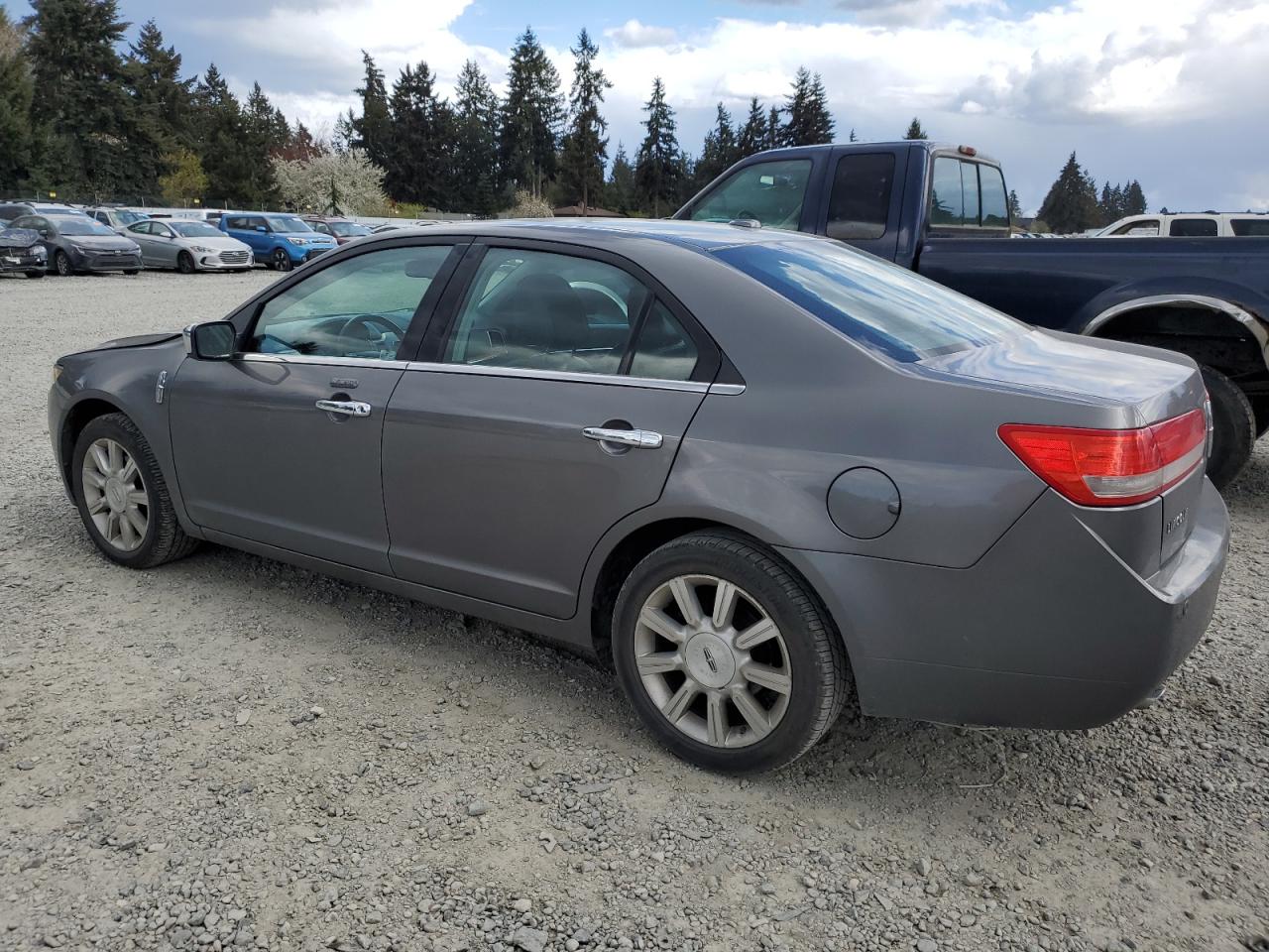 3LNHL2GC9AR640193 2010 Lincoln Mkz