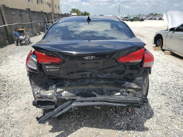 Lot #2500809102 2017 KIA FORTE LX salvage car