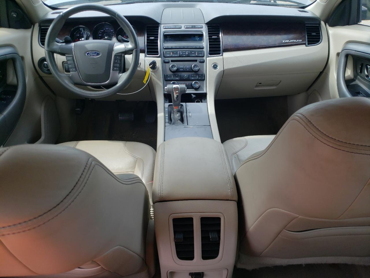 1FAHP2EW8BG161171 2011 Ford Taurus Sel