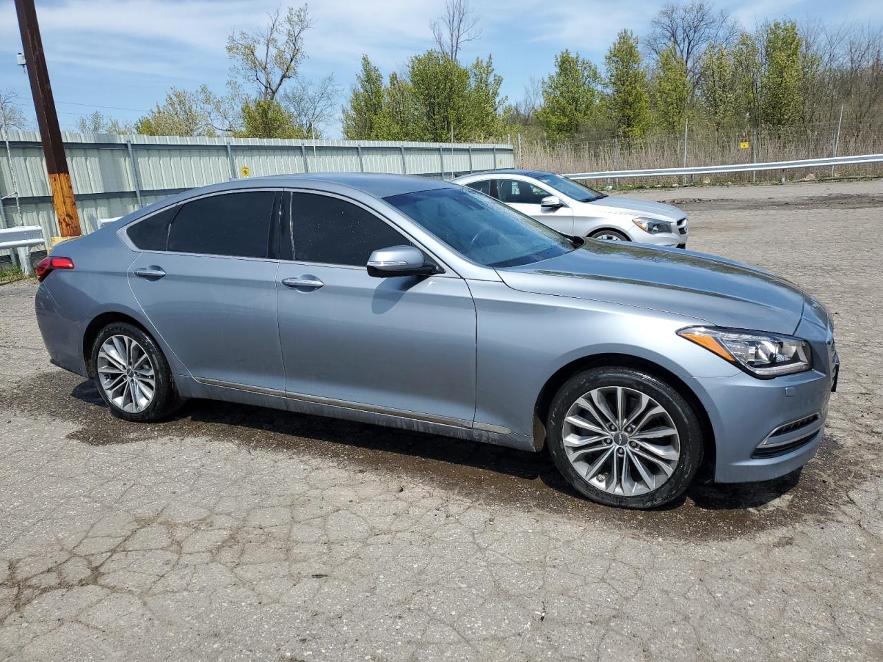 KMHGN4JE6HU204318 2017 Genesis G80 Base