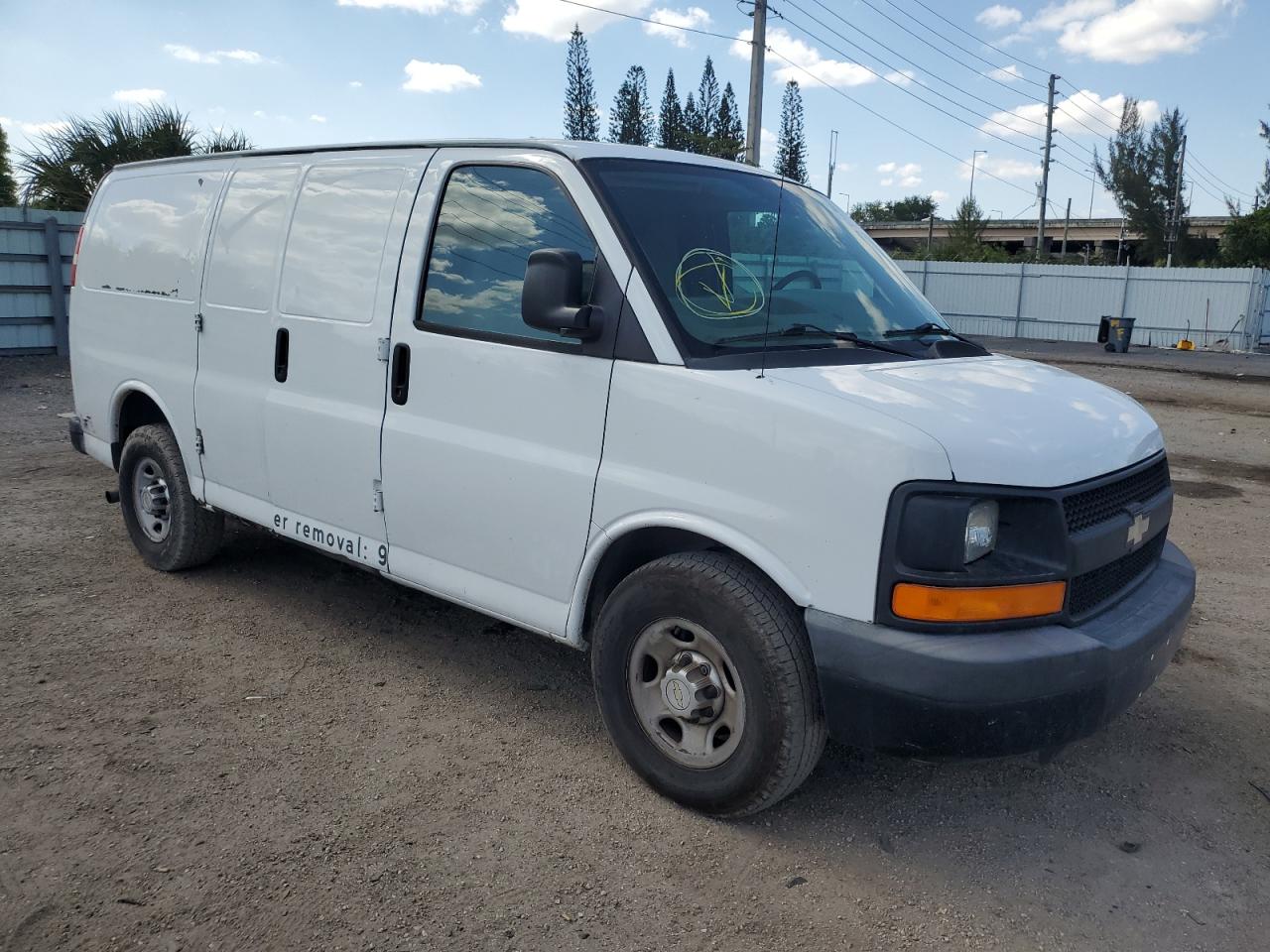 1GCWGFBA2D1161884 2013 Chevrolet Express G2500