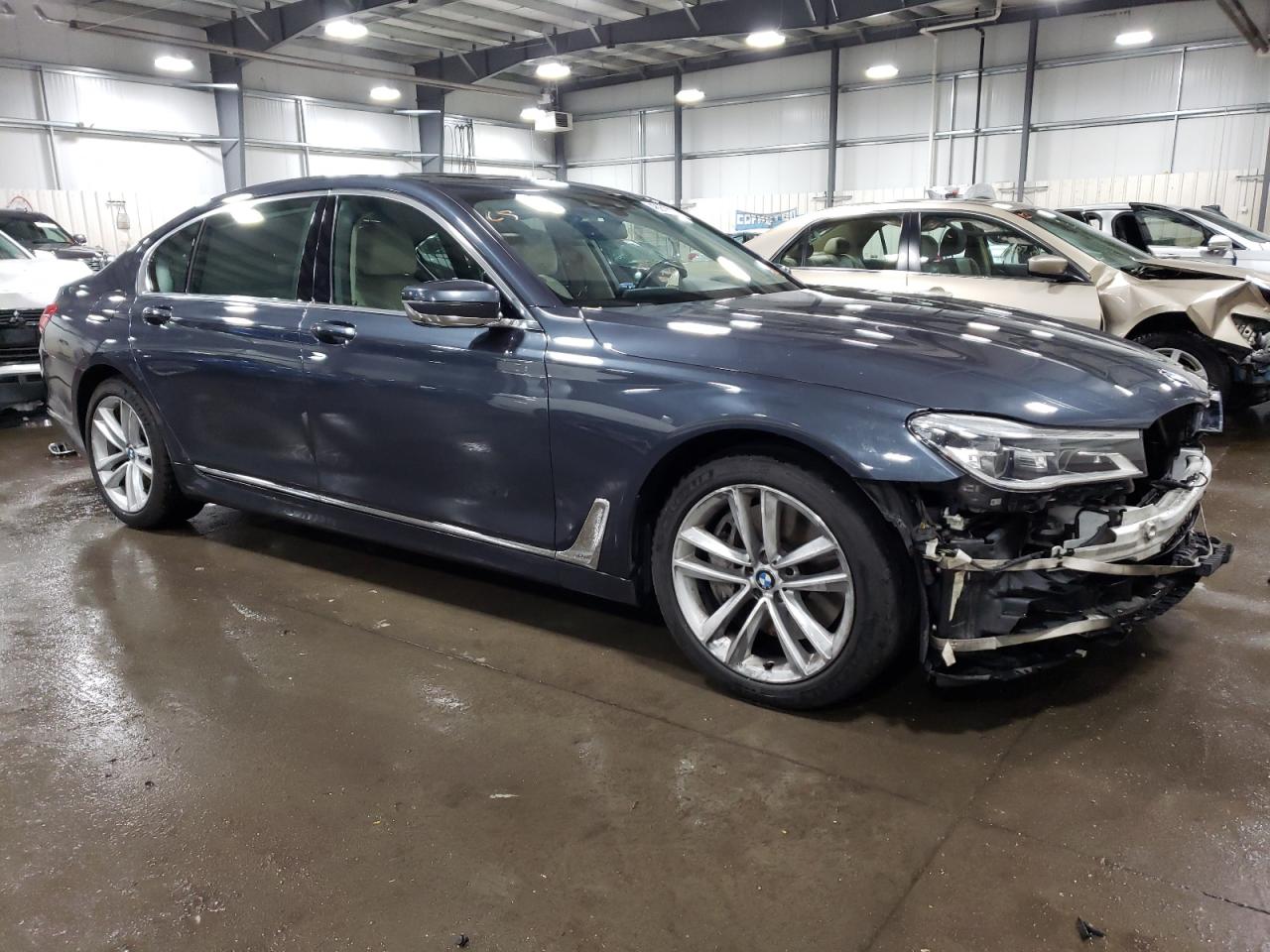 2016 BMW 750 Xi vin: WBA7F2C51GG416380