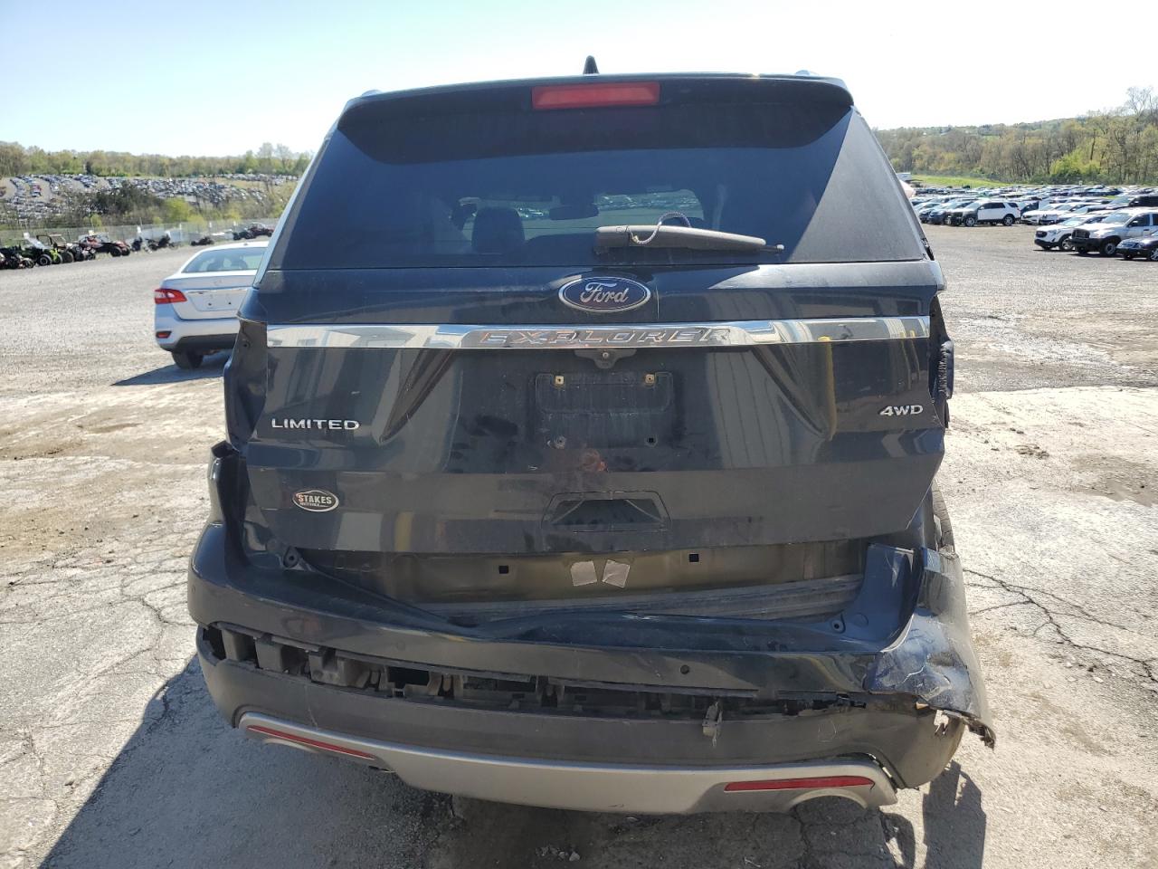 1FM5K8F80HGC85888 2017 Ford Explorer Limited