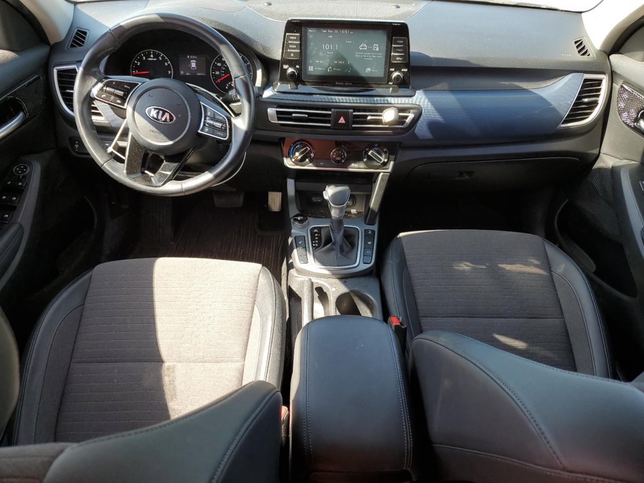 KNDEUCAA7M7200664 2021 Kia Seltos S