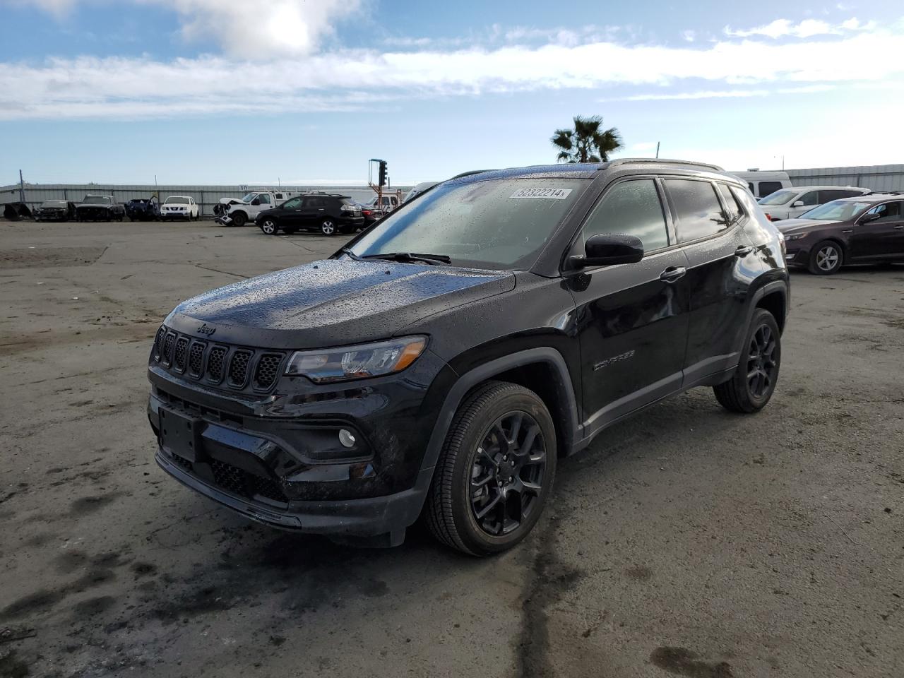 3C4NJDBNXPT556767 2023 Jeep Compass Latitude