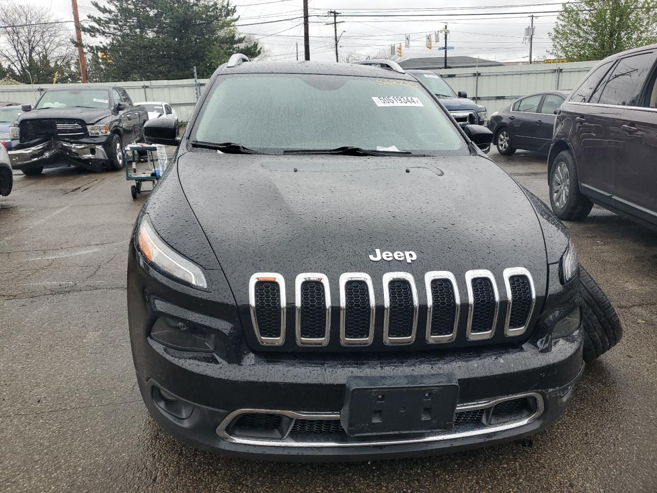 2018 Jeep Cherokee Limited vin: 1C4PJLDB5JD568215