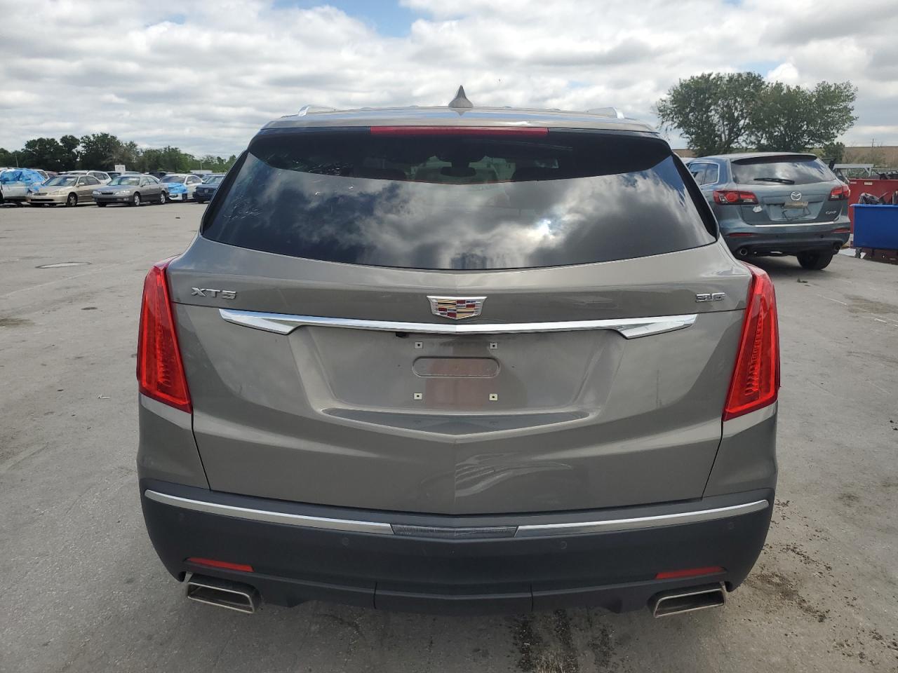 1GYKNERSXJZ191624 2018 Cadillac Xt5 Premium Luxury