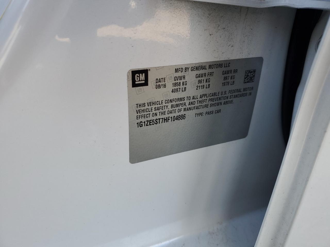 1G1ZE5ST7HF104886 2017 Chevrolet Malibu Lt