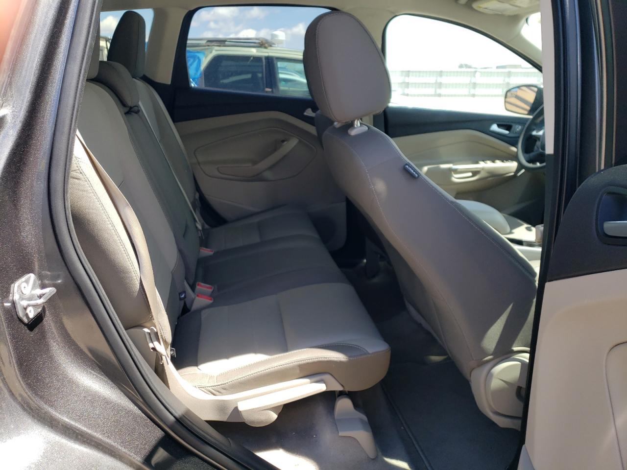 1FMCU0GX5FUC75672 2015 Ford Escape Se