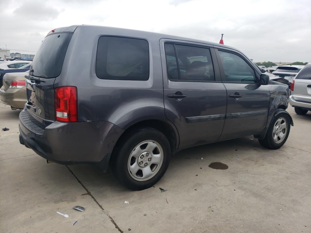 2015 Honda Pilot Lx vin: 5FNYF3H26FB008879