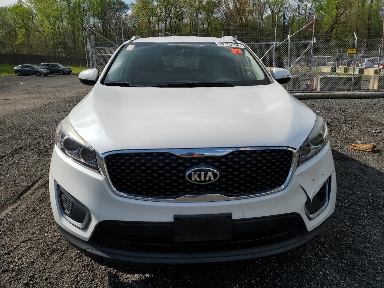 2017 Kia Sorento Lx vin: 5XYPG4A55HG199290