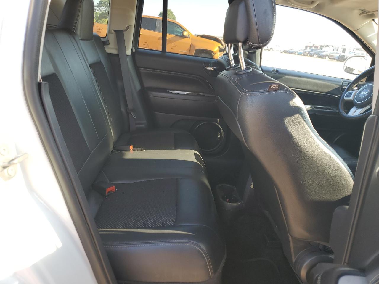 1C4NJDEB6GD637756 2016 Jeep Compass Latitude