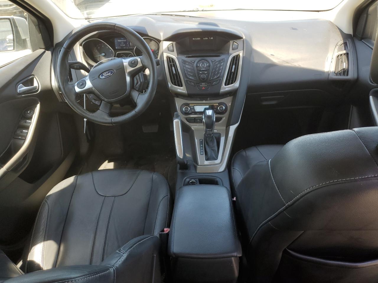 1FAHP3H20CL138233 2012 Ford Focus Sel