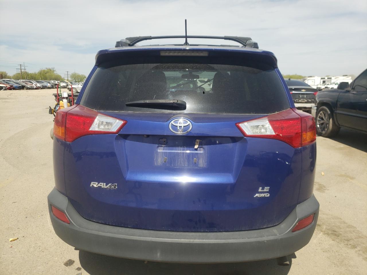 2015 Toyota Rav4 Le vin: 2T3BFREV8FW309297