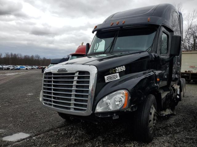 2015 Freightliner Cascadia 125 VIN: 3AKJGLD6XFSFL2850 Lot: 49965924