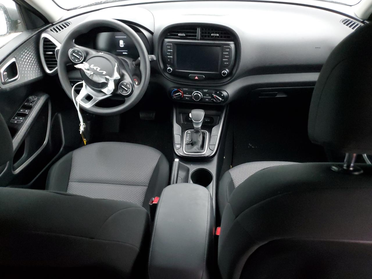 KNDJ23AU2P7852451 2023 Kia Soul Lx