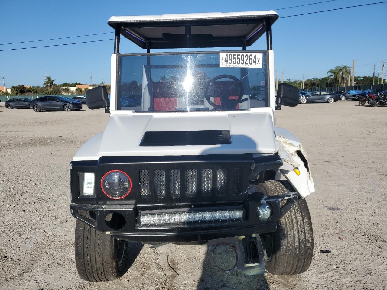 EGCAHE4298C814899 2011 Hummer Golfcart