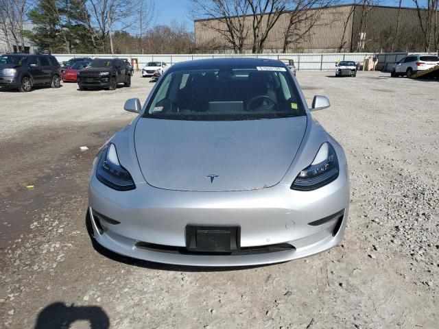 2018 Tesla Model 3 VIN: 5YJ3E1EB8JF065132 Lot: 51550194