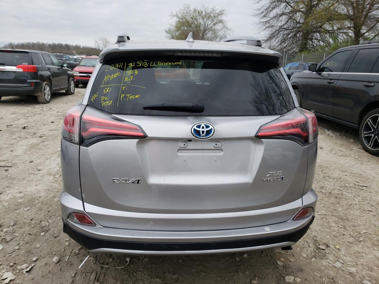 JTMRJREVXHD108966 2017 Toyota Rav4 Hv Le