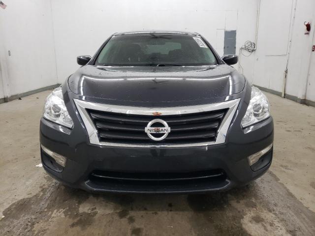 2015 Nissan Altima - Image 5