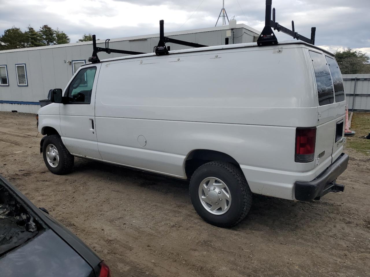 1FTSE3EL8BDB25984 2011 Ford Econoline E350 Super Duty Van