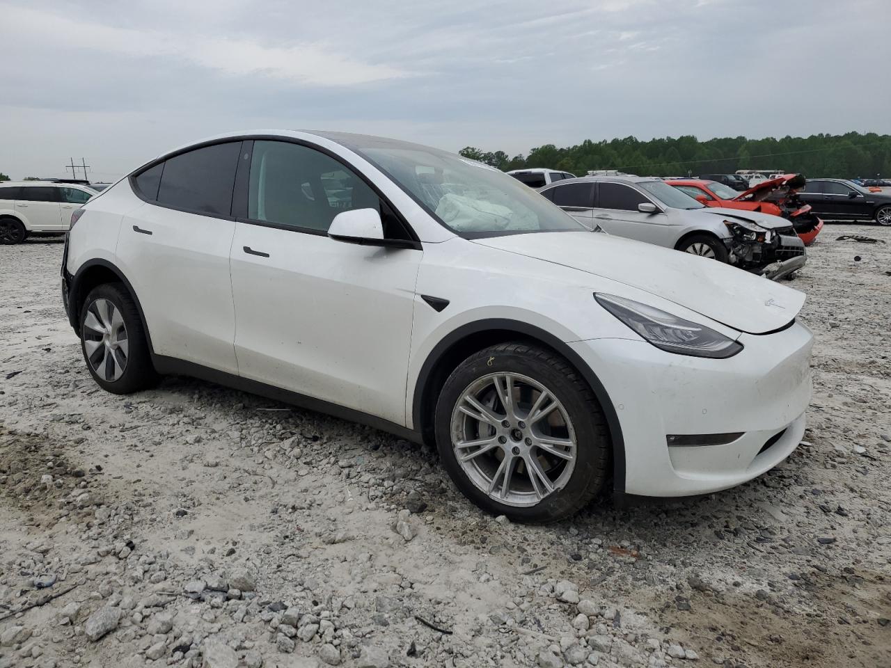 5YJYGDEE0MF229733 2021 Tesla Model Y