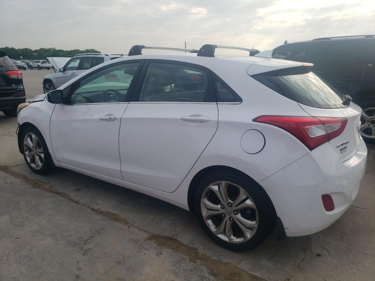 2014 Hyundai Elantra Gt vin: KMHD35LH7EU161996