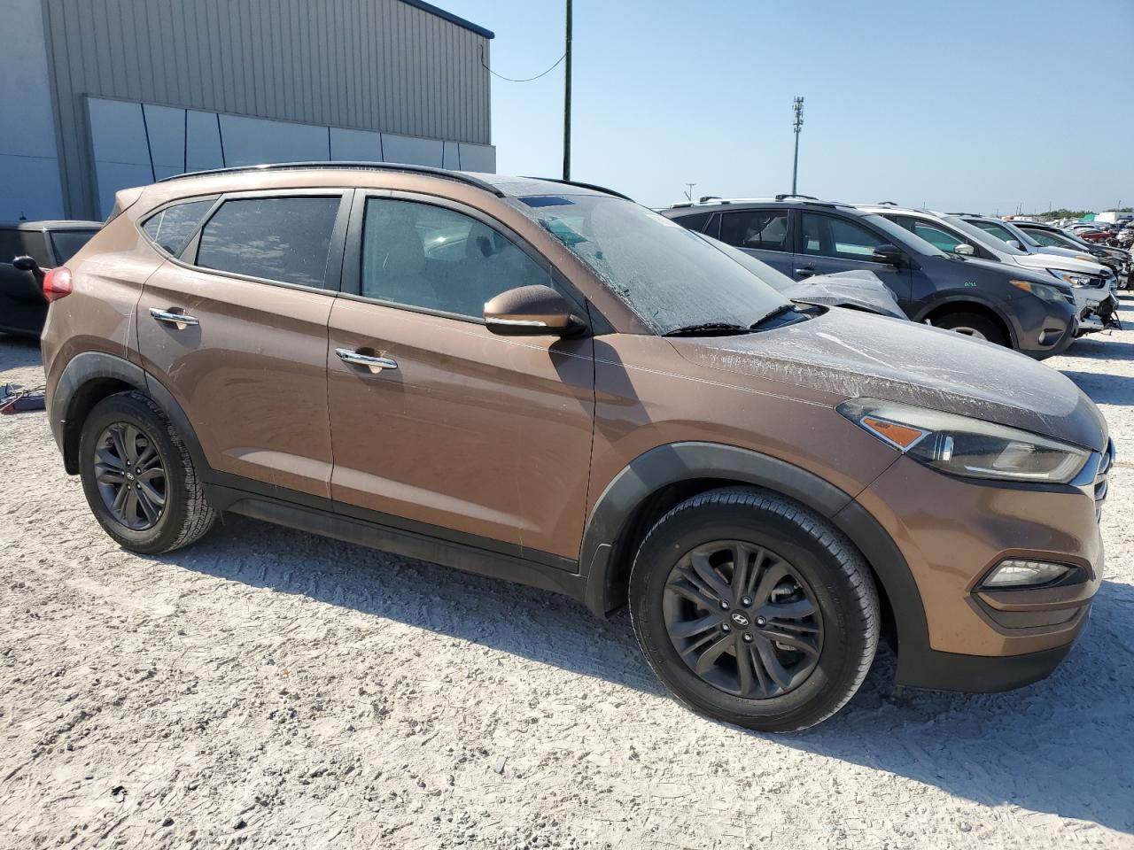 2016 Hyundai Tucson Limited vin: KM8J33A27GU124150