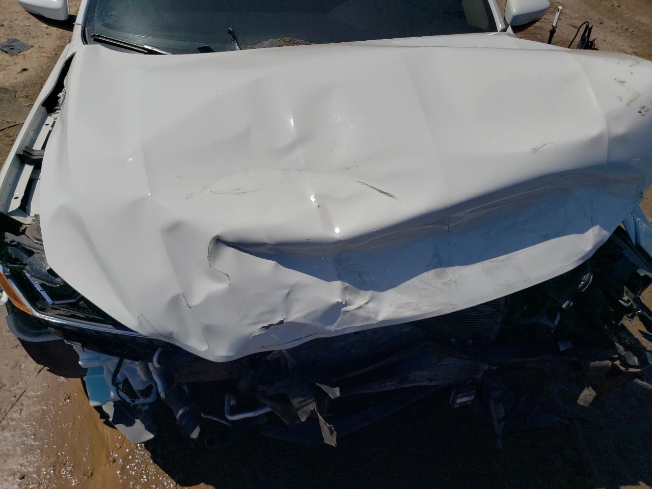 1VWMA7A39LC020411 2020 Volkswagen Passat R-Line